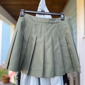 Pleated mini skirt